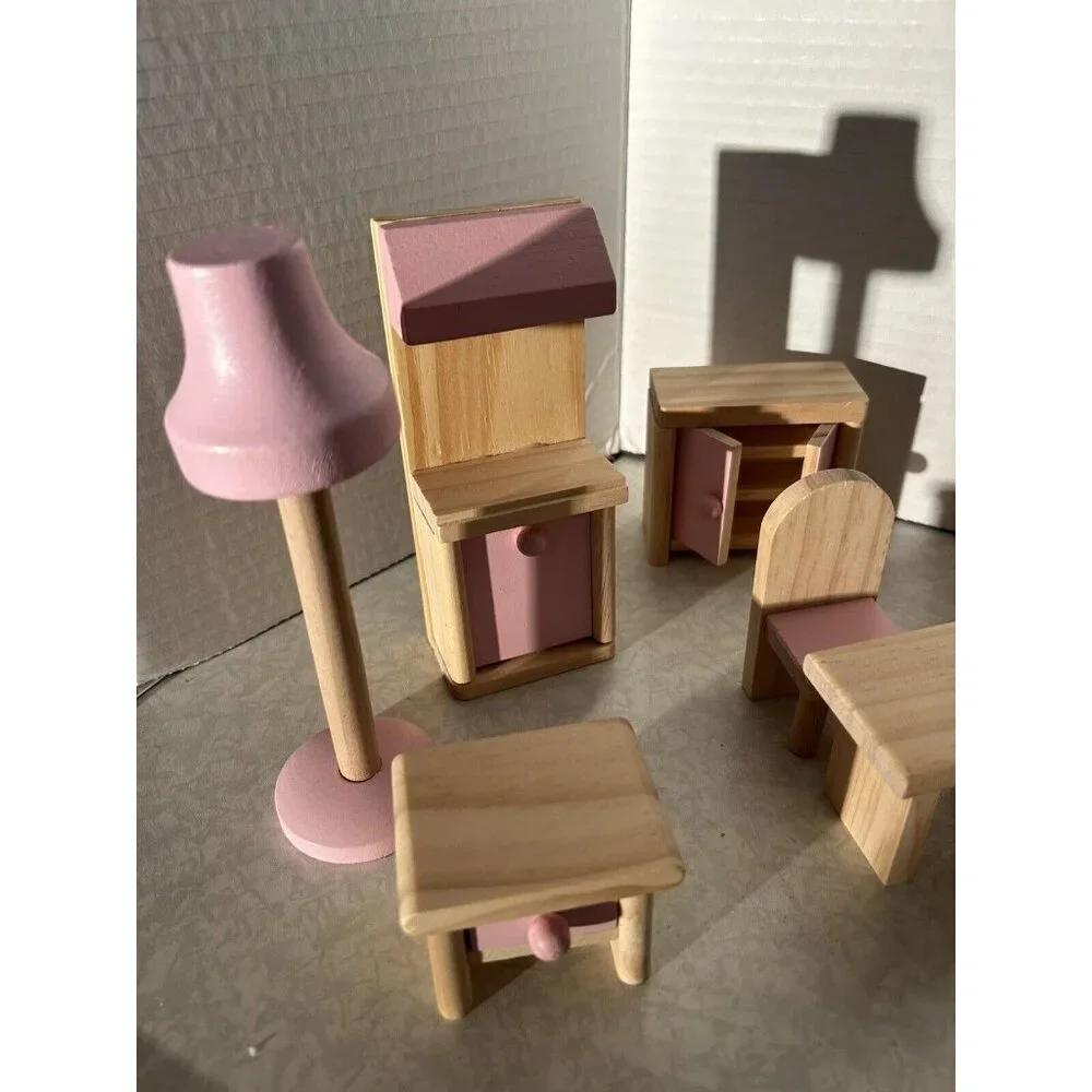 Wooden Dollhouse Furniture, 3 Wood Dolls, 1 Dog, And 1 Cat/ 16 Pieces In All - Picture 2 of 9